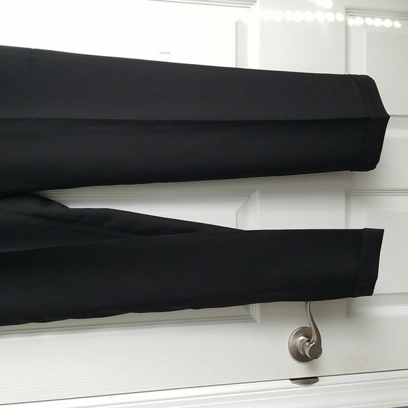 NWT Haggar Classic Fit Men's Dress Pants - Picture 2 of 14